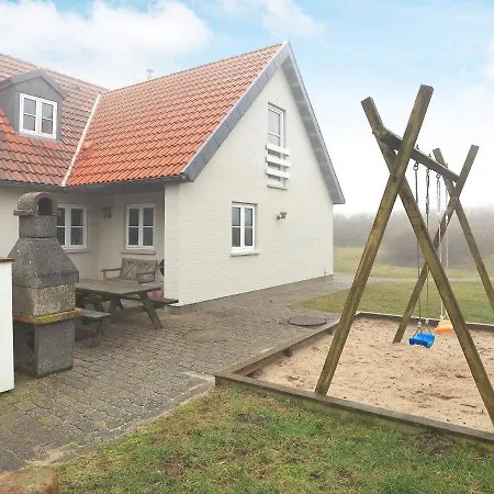 10 Person In Bl Vand Nyaraló